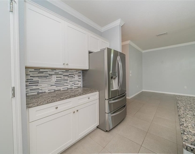1092 Pipestone Place - Photo Thumbnail 11