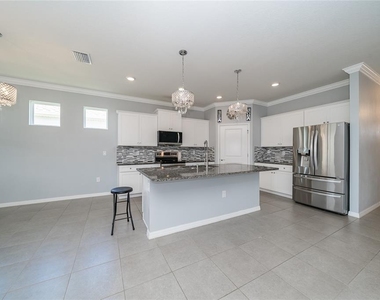 1092 Pipestone Place - Photo Thumbnail 14