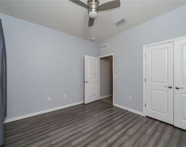 1092 Pipestone Place - Photo Thumbnail 19