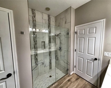 8247 Caponata Boulevard - Photo Thumbnail 10