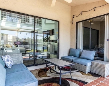 10438 Saint Tropez Place - Photo Thumbnail 18