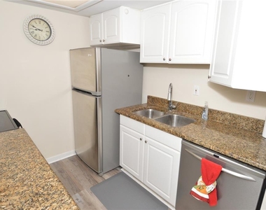 12760 Indian Rocks Road - Photo Thumbnail 5