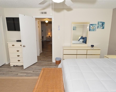 12760 Indian Rocks Road - Photo Thumbnail 37
