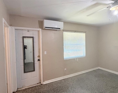1304 Browning Street - Photo Thumbnail 11