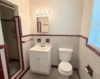 1304 Browning Street - Photo Thumbnail 13