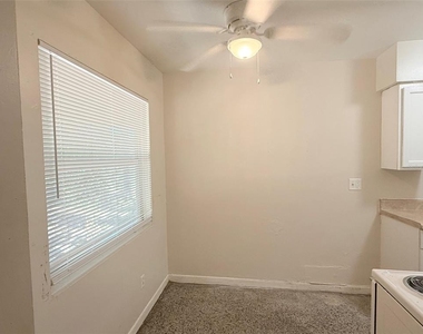 1304 Browning Street - Photo Thumbnail 5