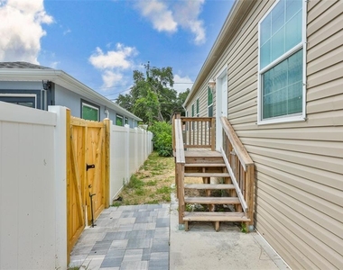 1169 8th Avenue Ne - Photo Thumbnail 28