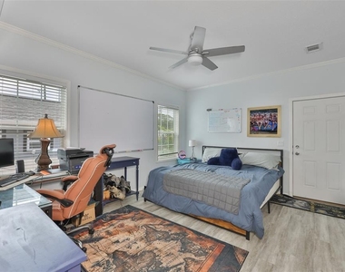 1169 8th Avenue Ne - Photo Thumbnail 24