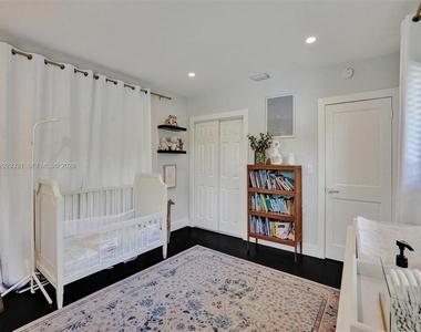 1912 Ne 119th Road - Photo Thumbnail 46