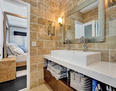 1912 Ne 119th Road - Photo Thumbnail 50