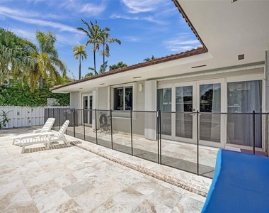 1912 Ne 119th Road - Photo Thumbnail 62