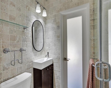 1912 Ne 119th Road - Photo Thumbnail 52