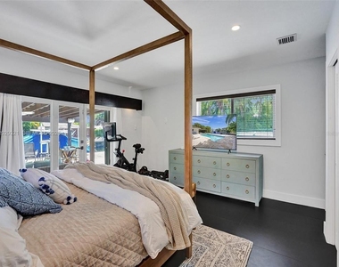 1912 Ne 119th Road - Photo Thumbnail 42
