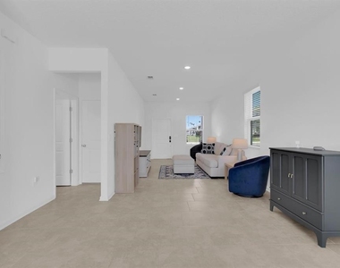 2845 Pierr Street - Photo Thumbnail 15