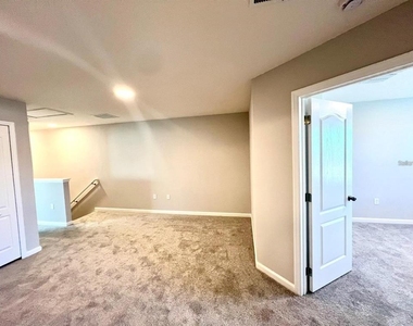 2774 Narcoossee Commons Way - Photo Thumbnail 8