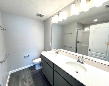 2774 Narcoossee Commons Way - Photo Thumbnail 5