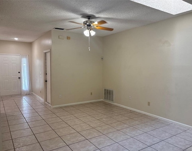 2861 Falling Tree Circle - Photo Thumbnail 9