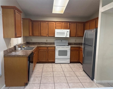 2861 Falling Tree Circle - Photo Thumbnail 4