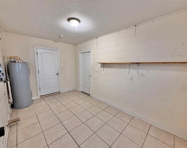 2810 Flowertree Road - Photo Thumbnail 20