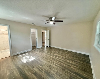 2810 Flowertree Road - Photo Thumbnail 9