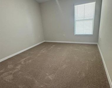 1049 Foreshore Lane - Photo Thumbnail 5
