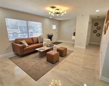 460 Creek Lane Drive - Photo Thumbnail 5