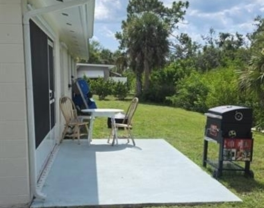 460 Creek Lane Drive - Photo Thumbnail 12