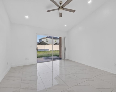 3128 Sandy Shore Lane - Photo Thumbnail 24