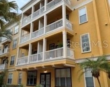 860 N Orange Avenue - Photo Thumbnail 3