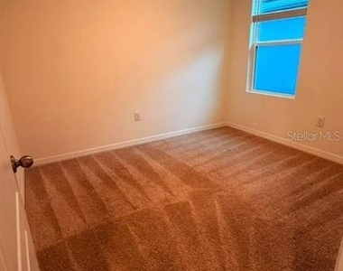335 Gina Lane - Photo Thumbnail 6