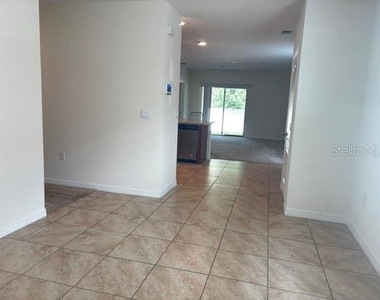 335 Gina Lane - Photo Thumbnail 2