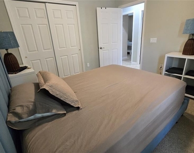 3729 Isles Arbor Lane - Photo Thumbnail 15