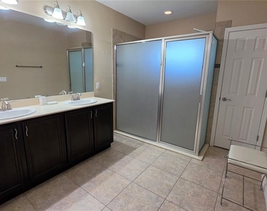 3729 Isles Arbor Lane - Photo Thumbnail 26