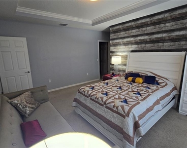 3729 Isles Arbor Lane - Photo Thumbnail 11