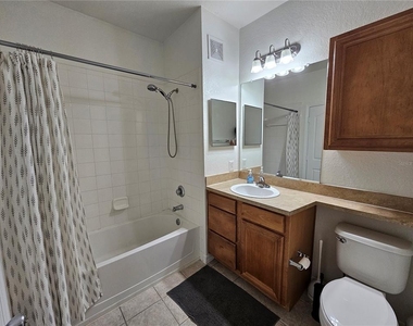 8335 38th Street Circle E - Photo Thumbnail 20
