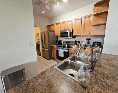 8335 38th Street Circle E - Photo Thumbnail 4