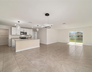 8741 Sw 45th Court - Photo Thumbnail 7