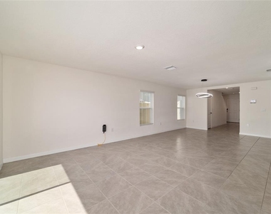 8741 Sw 45th Court - Photo Thumbnail 10