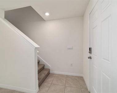 8741 Sw 45th Court - Photo Thumbnail 3