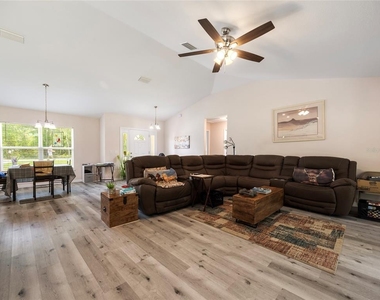 9432 Se 152nd Place - Photo Thumbnail 8