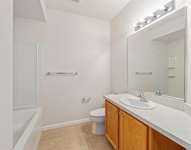 4570 Sw 52nd Circle - Photo Thumbnail 27