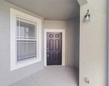 4570 Sw 52nd Circle - Photo Thumbnail 3