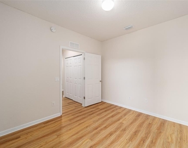 4570 Sw 52nd Circle - Photo Thumbnail 26