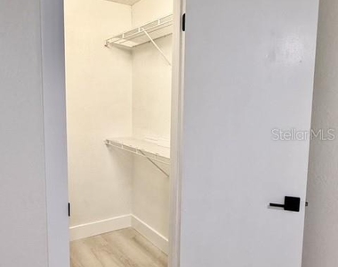 11594 Westwood Boulevard - Photo Thumbnail 10