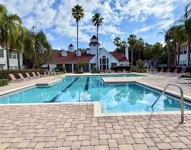 11594 Westwood Boulevard - Photo Thumbnail 32