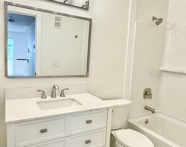 11594 Westwood Boulevard - Photo Thumbnail 16