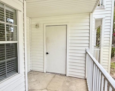 11594 Westwood Boulevard - Photo Thumbnail 17