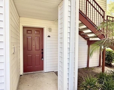 11594 Westwood Boulevard - Photo Thumbnail 2
