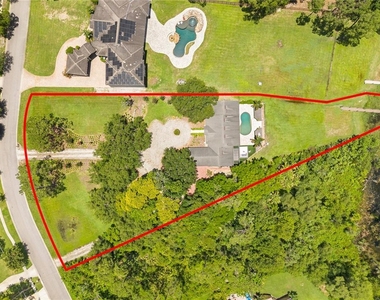 10355 Trout Road - Photo Thumbnail 12