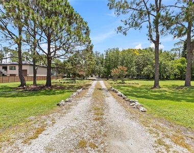 10355 Trout Road - Photo Thumbnail 8